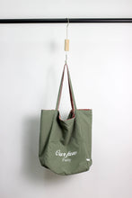 Load image into Gallery viewer, ESLEY - Reversible Plaid Tote Bag with Dog Embroidery