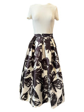 Load image into Gallery viewer, Lunatica Milano Black and White Floral Taffeta Skirt