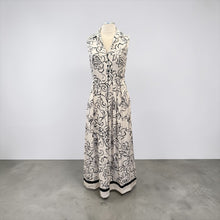 Load image into Gallery viewer, Purotatto Long Sleeveless Dress - Black/Ivory