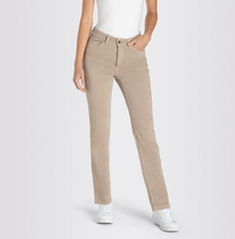 Load image into Gallery viewer, Mac Women's Dream Jean - Sand