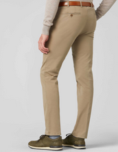 Load image into Gallery viewer, Meyer Modern Chino Khaki