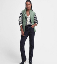 Load image into Gallery viewer, Barbour Women Otterburn Vest Bayleaf