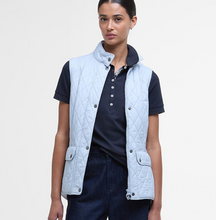 Load image into Gallery viewer, Barbour Women Otterburn Vest Breeze