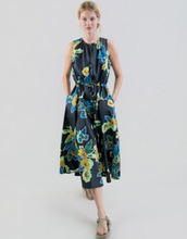 Load image into Gallery viewer, Psophia Cotton Satin Sleeveless Dress Black Floral