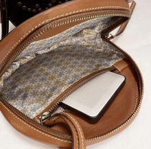 Load image into Gallery viewer, Urban Equestrian Cavalier Leather Crossbody Chestnut