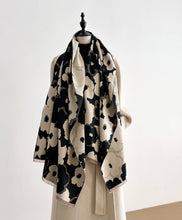 Load image into Gallery viewer, Winding River - Black / White Drawn Rose Reversible Wrap
