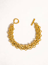 Load image into Gallery viewer, Flânerie by MAIQ - Donni 18K Gold Non-Tarnish Bold Weave Bracelet
