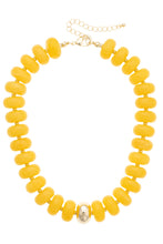 Load image into Gallery viewer, Canvas Style - San Sebastián Beaded Resin Necklace
