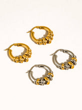 Load image into Gallery viewer, Flânerie by MAIQ - Novine 18K Gold Non-Tarnish Two Tone Hoop Earring

