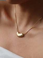 Load image into Gallery viewer, Flânerie - Louis 18K Gold Non-Tarnish Puffy Heart Necklace
