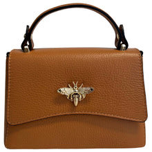 Load image into Gallery viewer, MODARNO - Women's bag in genuine leather with Bee closure
