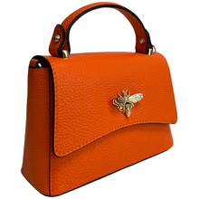 Load image into Gallery viewer, MODARNO - Women's bag in genuine leather with Bee closure
