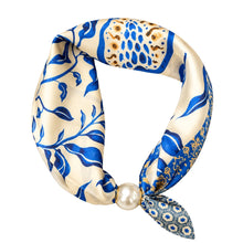 Load image into Gallery viewer, Queens Designs - Scarf Magnetic Necklace
