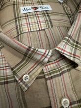 Load image into Gallery viewer, Alan Paine Fleetwood BD Shirt Linen/Cotton Blend - Tan Plaid
