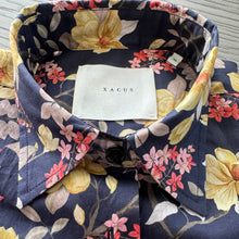 Load image into Gallery viewer, Xacus Women's Shirt - Navy Multi Floral
