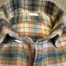 Load image into Gallery viewer, GMF 965 Cotton Flannel Plaid Shirt Rust w/Green

