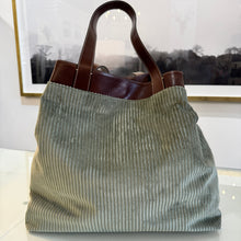Load image into Gallery viewer, Gava Milano Vivienne Shopper Bag Velvet Corduroy
