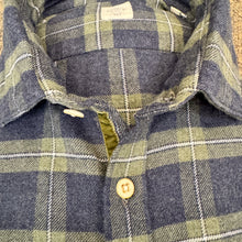 Load image into Gallery viewer, GMF 965 Cotton Flannel Plaid Shirt Green/Blue

