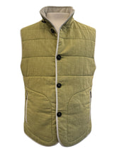 Load image into Gallery viewer, Waterville Reg Vest Linen Garment Dyed Lime
