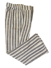 Load image into Gallery viewer, E&amp;F Pull On Cropped Pant Grey/White Stripes
