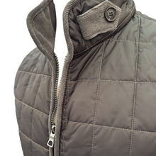 Load image into Gallery viewer, Waterville Theo Nylon Quilt Vest Black
