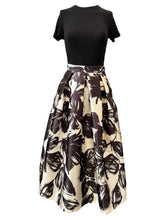 Load image into Gallery viewer, Lunatica Milano Black and White Floral Taffeta Skirt
