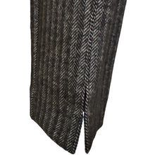 Load image into Gallery viewer, E&amp;F front Slit Pant in Charcoal Herringbone
