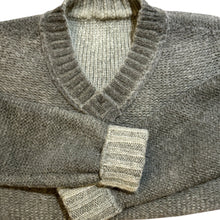 Load image into Gallery viewer, Arovescio Double Dyed Alpaca/Wool V-Neck Sweater Agate Green
