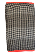 Load image into Gallery viewer, Janavi Merino Wool Houndstooth Scarves
