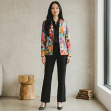 Load image into Gallery viewer, E&amp;F Shaped Jacket Bold Floral

