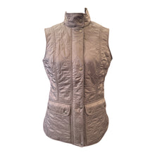 Load image into Gallery viewer, Barbour Women Wray Quilted Vest Military Brown
