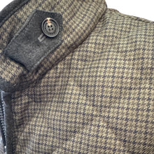 Load image into Gallery viewer, Waterville Theo Wool Houndstooth Quilted Vest Green/Gray
