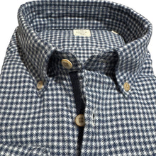 Load image into Gallery viewer, GMF 965 Cotton Flannel in Blue Small Check
