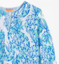Load image into Gallery viewer, Vilagallo Blouse Blue Pineapples
