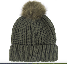 Load image into Gallery viewer, Barbour Hat Saltburn Beanie

