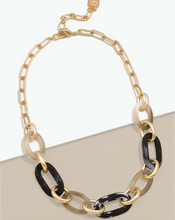 Load image into Gallery viewer, Z Jewelry Necklace Resin and metal links
