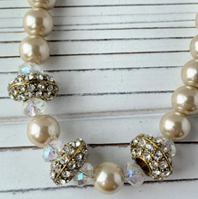 Load image into Gallery viewer, Lenora Dame Pearl and Crystal Necklace
