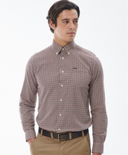 Load image into Gallery viewer, Barbour Padshaw Tailored Shirt Ecru
