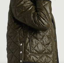 Load image into Gallery viewer, Adroit Shelby Short Quilted Hooded Jacket Army Green
