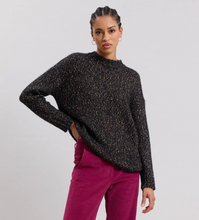 Load image into Gallery viewer, Hartford Women Maral Crewneck Sweater Black
