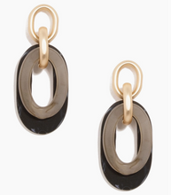 Load image into Gallery viewer, Z Jewelry Two Tone resin Link Earring
