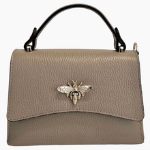 Load image into Gallery viewer, Modarno Maggiore Small Bee Bag Leather
