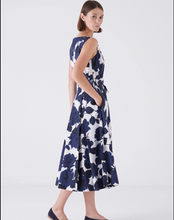 Load image into Gallery viewer, Amina Rubinacci Special ES Dress Navy Floral
