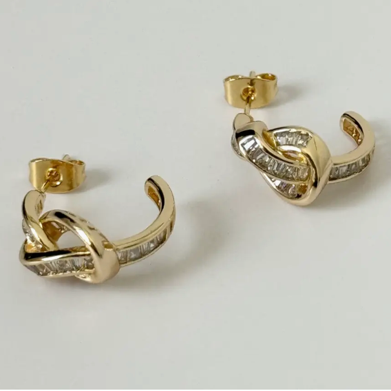T+T Blitz Knot Stud Earrings