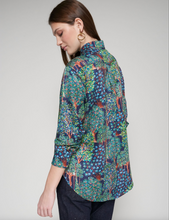 Load image into Gallery viewer, Vilagallo Shirt Navy Forest Print
