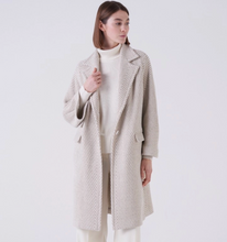 Load image into Gallery viewer, Amina Rubinacci Trucco Sweater Coat Beige/Ivory
