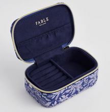 Load image into Gallery viewer, Fable Eva Jewelry Box Small
