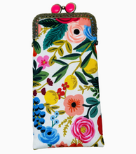 Load image into Gallery viewer, Kiki &amp; Syds Eyeglass Case
