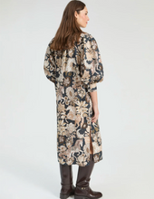 Load image into Gallery viewer, Vilagallo Reese Paisley Dress Black and Beige
