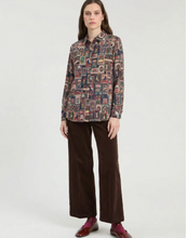 Load image into Gallery viewer, Vilagallo Anita Poster Shirt
